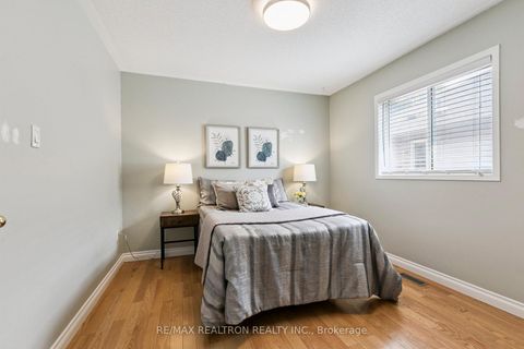 Photo 29 at 240 Austinpaul Drive, Summerhill Estates, Newmarket