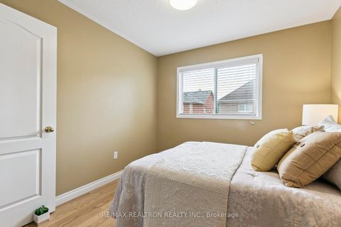 Photo 35 at 240 Austinpaul Drive, Summerhill Estates, Newmarket