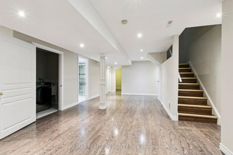 Photo 38 at 240 Austinpaul Drive, Summerhill Estates, Newmarket