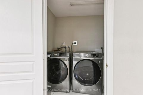 Photo 45 at 240 Austinpaul Drive, Summerhill Estates, Newmarket