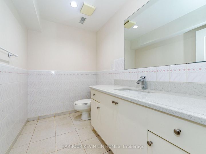 Photo 38 at 10 Edmund Crescent, Bayview Hill, Richmond Hill