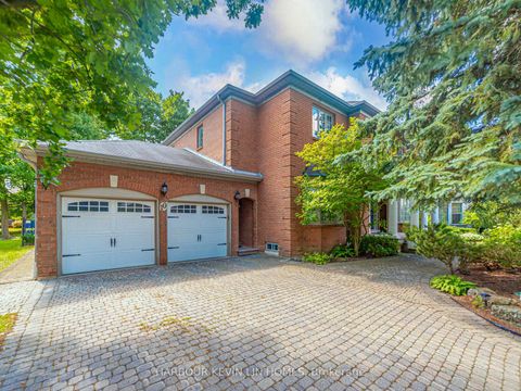 Photo 4 at 10 Edmund Crescent, Bayview Hill, Richmond Hill