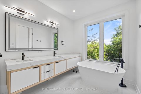 Photo 23 at 19 Ivy Avenue, South Riverdale, Toronto