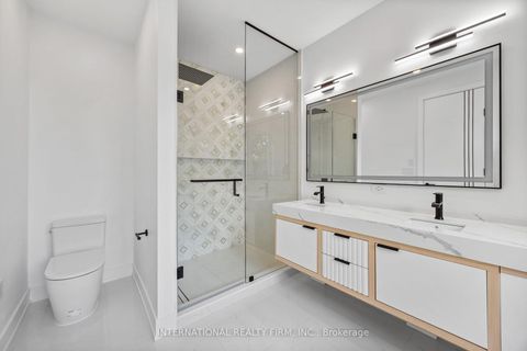 Photo 24 at 19 Ivy Avenue, South Riverdale, Toronto