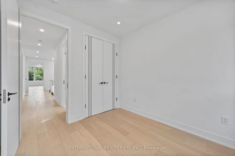 Photo 31 at 19 Ivy Avenue, South Riverdale, Toronto