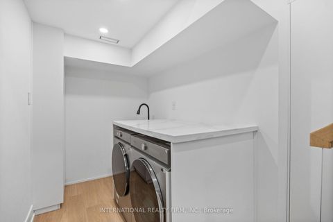 Photo 35 at 19 Ivy Avenue, South Riverdale, Toronto