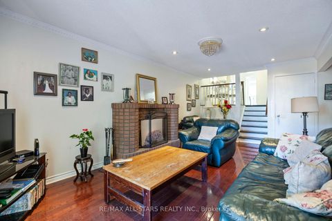 Photo 8 at 54 Kennaley Crescent E, Agincourt North, Toronto