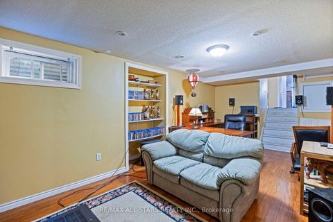 Photo 12 at 54 Kennaley Crescent E, Agincourt North, Toronto