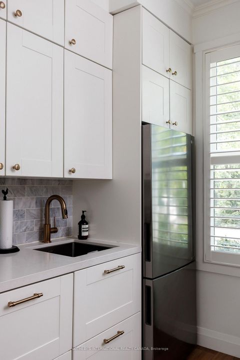 Photo 13 at 116 Shaftesbury Avenue, Moore Park, Toronto