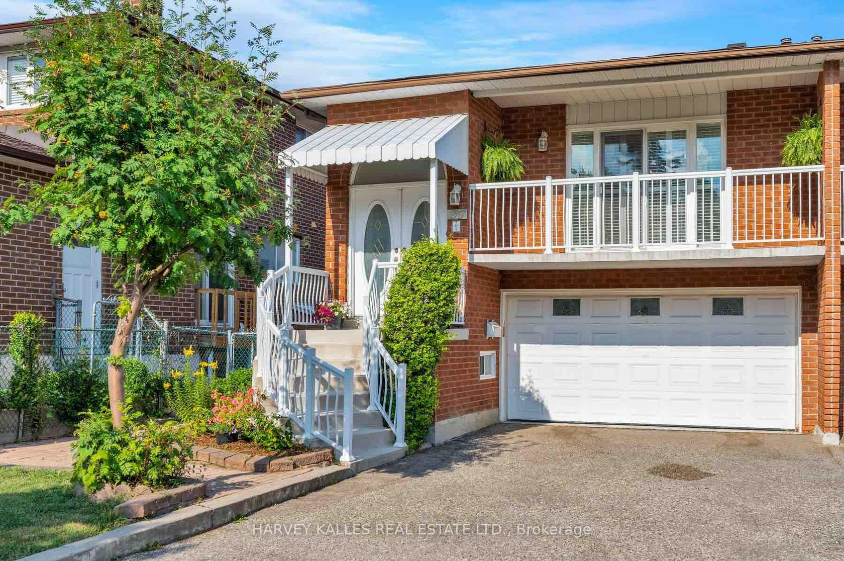 83 Clubhouse Court, Jane Heights, Toronto 