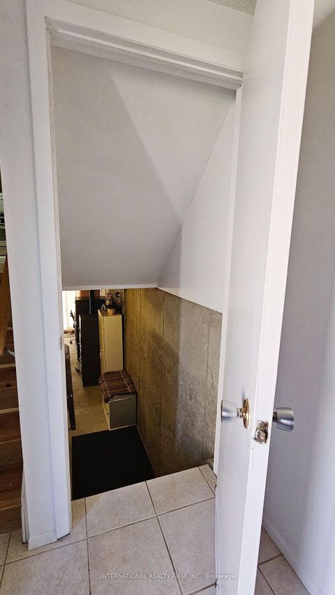 Photo 7 at 47 Parsell Square, Malvern, Toronto