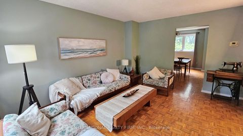 Photo 10 at 47 Parsell Square, Malvern, Toronto