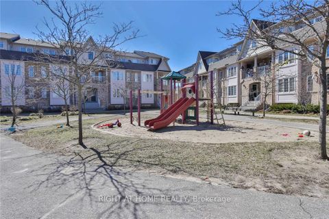 Photo 7 at 27 - 42 Pinery Trail, Malvern, Toronto