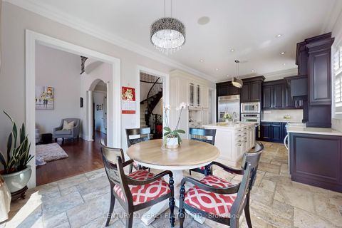 Photo 16 at 19 Sir Giancarlo Court, Patterson, Vaughan