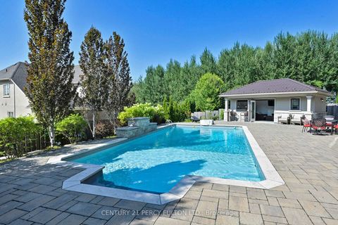 Photo 43 at 19 Sir Giancarlo Court, Patterson, Vaughan