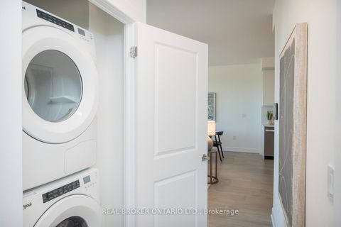 Photo 13 at 1016 - 3200 William Coltson Avenue, JM Joshua Meadows, Oakville