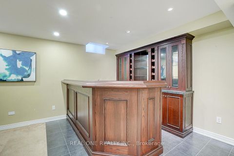 Photo 38 at 94 Barnwood Drive, Oak Ridges Lake Wilcox, Richmond Hill