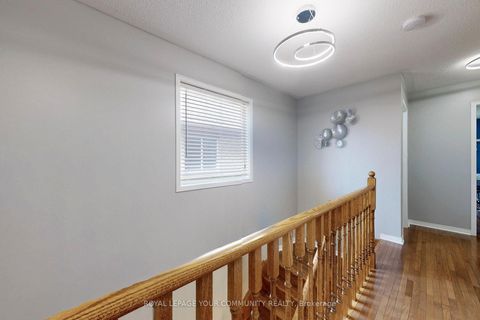 Photo 14 at 54 English Oak Drive, Oak Ridges Lake Wilcox, Richmond Hill