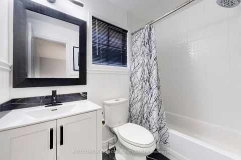 Photo 17 at 54 English Oak Drive, Oak Ridges Lake Wilcox, Richmond Hill