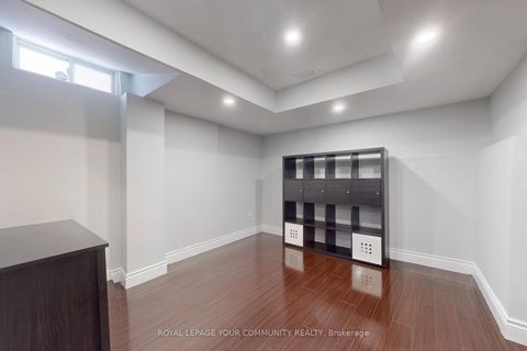 Photo 22 at 54 English Oak Drive, Oak Ridges Lake Wilcox, Richmond Hill