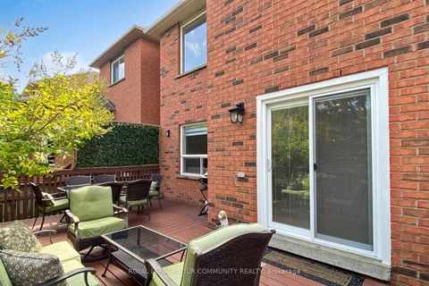 Photo 26 at 54 English Oak Drive, Oak Ridges Lake Wilcox, Richmond Hill