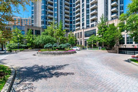 Photo 3 at 1121 - 500 Doris Avenue, Willowdale East, Toronto