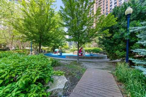 Photo 4 at 1121 - 500 Doris Avenue, Willowdale East, Toronto