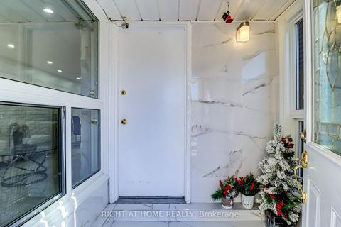 Photo 4 at 63 Cog Hill Drive, Glen Shields, Vaughan