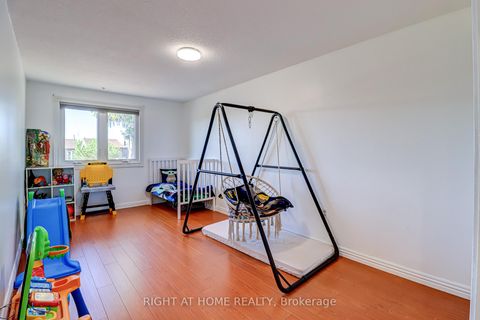 Photo 18 at 63 Cog Hill Drive, Glen Shields, Vaughan