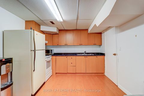 Photo 20 at 63 Cog Hill Drive, Glen Shields, Vaughan