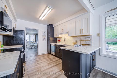 Photo 15 at 49 Mckee Avenue, Willowdale East, Toronto