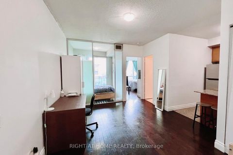 Photo 1 at 1315 - 60 Byng Avenue, Willowdale East, Toronto Photo 1 at 1315 - 60 Byng Avenue, Willowdale East, Toronto