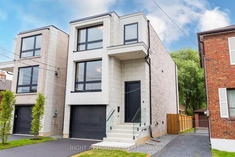 Photo 1 at 15A ROSEMEADE Avenue, Queensway, Toronto
