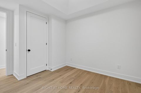 Photo 37 at 15A ROSEMEADE Avenue, Queensway, Toronto