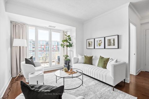 Photo 7 at 618 - 11 William Carson Crescent, Windfields, Toronto