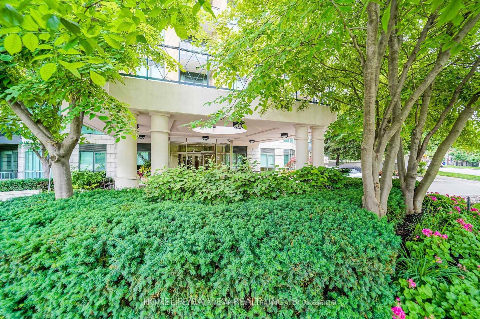 618 - 11 William Carson Crescent, Windfields, Toronto 