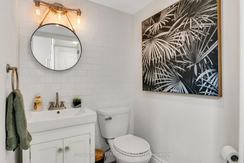 Photo 10 at 408 - 119 Merton Street, Mount Pleasant West, Toronto