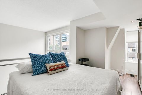 Photo 15 at 408 - 119 Merton Street, Mount Pleasant West, Toronto
