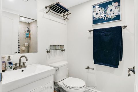 Photo 17 at 408 - 119 Merton Street, Mount Pleasant West, Toronto