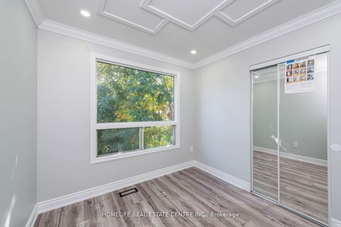 Photo 22 at 79 Fox Run, Letitia Heights, Barrie