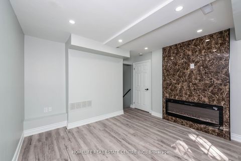 Photo 40 at 79 Fox Run, Letitia Heights, Barrie