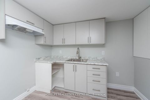 Photo 42 at 79 Fox Run, Letitia Heights, Barrie