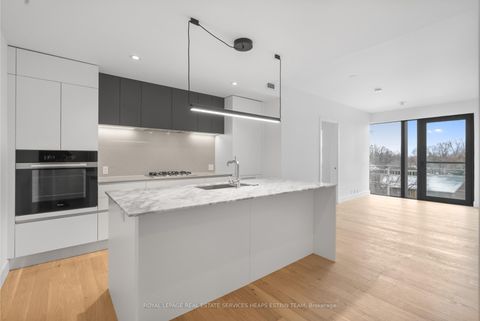 Photo 3 at 409 - 1414 Bayview Avenue, Mount Pleasant East, Toronto