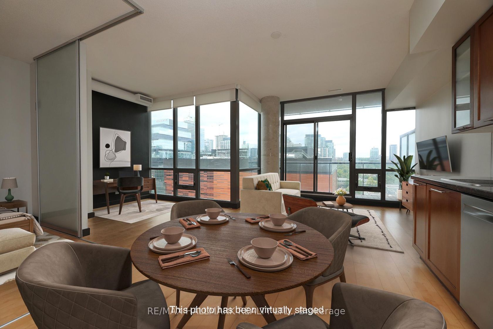 817 - 33 Mill Street, Waterfront Communities C8, Toronto 