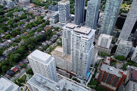 Photo 1 at 719 - 50 Dunfield Avenue, Mount Pleasant East, Toronto