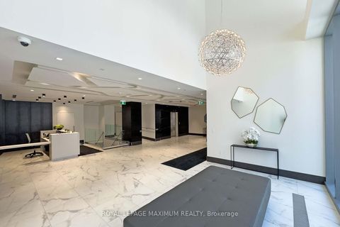 Photo 4 at 719 - 50 Dunfield Avenue, Mount Pleasant East, Toronto