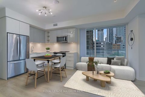 Photo 15 at 719 - 50 Dunfield Avenue, Mount Pleasant East, Toronto
