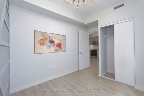 Photo 22 at 719 - 50 Dunfield Avenue, Mount Pleasant East, Toronto