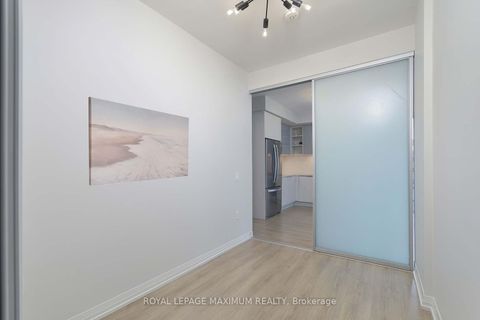 Photo 24 at 719 - 50 Dunfield Avenue, Mount Pleasant East, Toronto