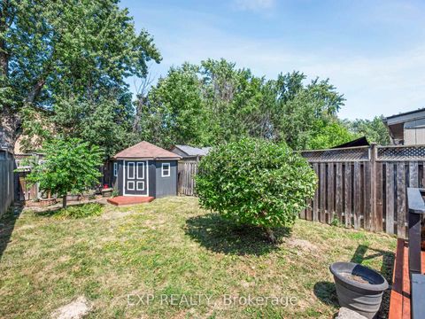 Photo 22 at 49 Ashcroft Court, East Woodbridge, Vaughan